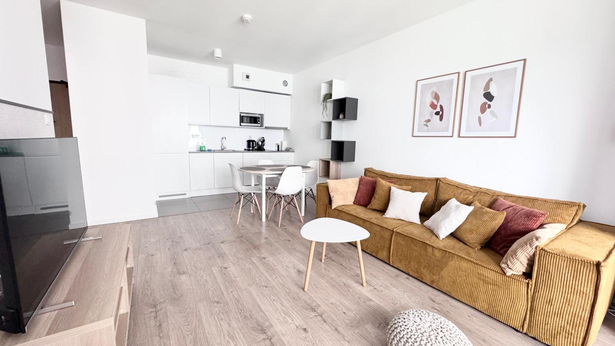 Symphony Modern Tower Apartamenty Gdynia Exterior photo